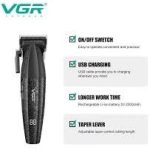 ماشین اصلاح وی جی آر مدل V-640C با تیغه سرامیکی